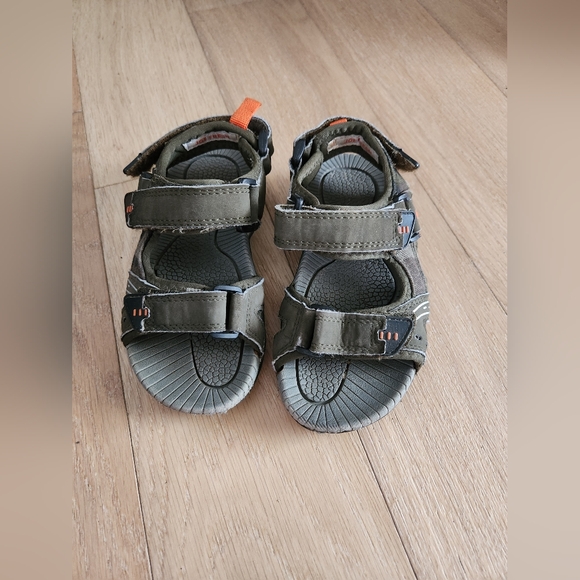 JOE FRESH | Athletic sandal with straps - Picture 3 of 6